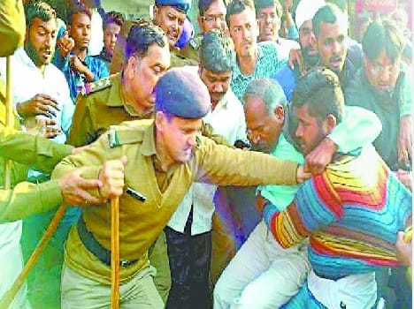 Including 19 BJP legislators are opposed to Prime Minister Pandey arrested